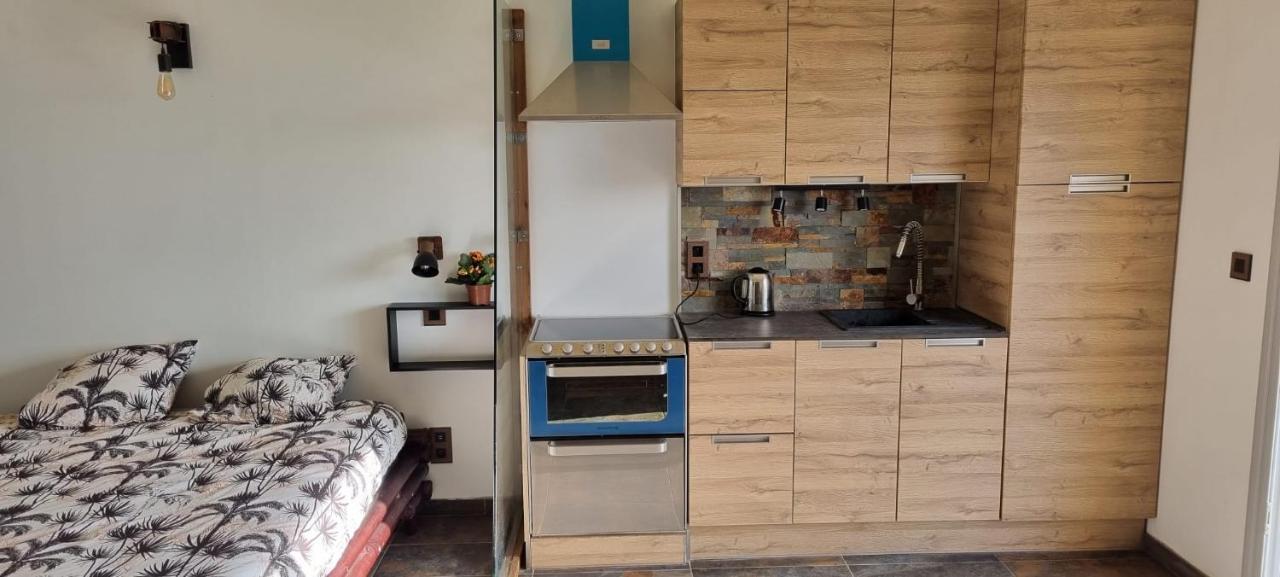 Studio Port Pin Vue Mer, Jacuzzi, Hammam, Parking Prives كاسيس المظهر الخارجي الصورة